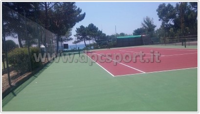campo da tennis in resina acrilica