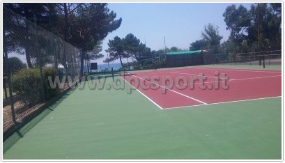 campo da tennis in resina acrilica